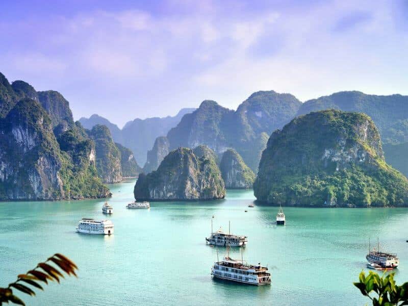 VỊNH HẠ LONG - KỲ QUAN THIÊN NHIÊN THẾ GIỚI