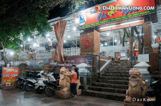Quán nướng cô Nên nổi tiếng với hải sản nướng