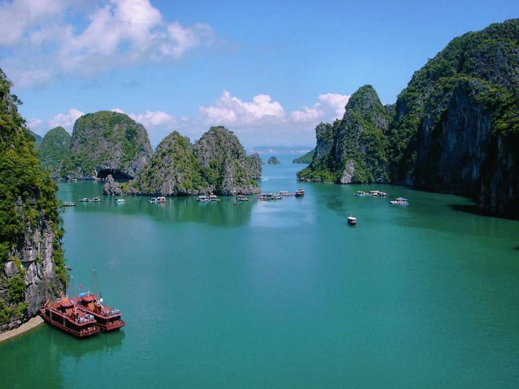 Mẹo chụp cảnh đẹp vịnh Hạ Long tốt nhất