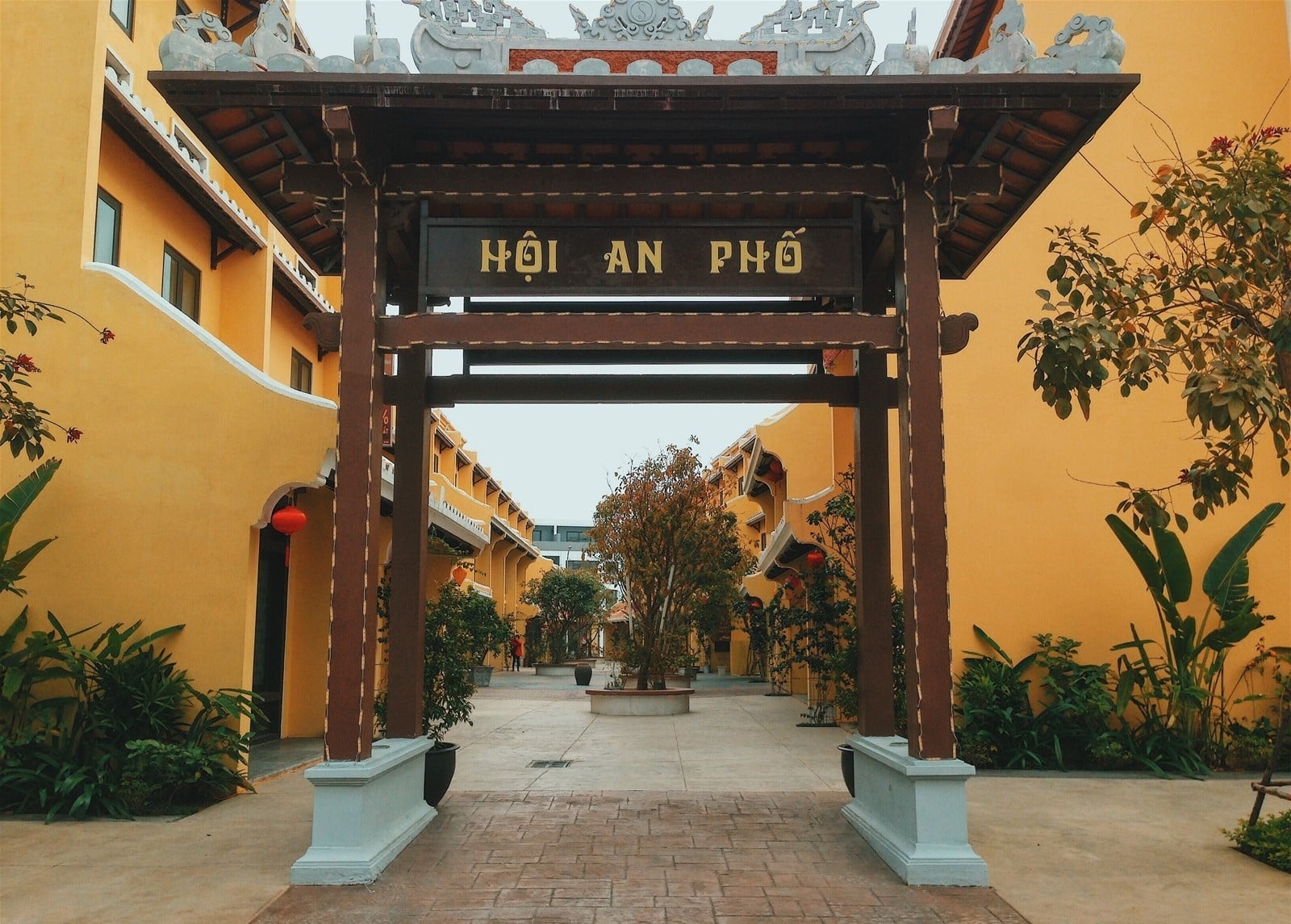 Điểm check-in mới ở Hạ Long mang tên Phố cổ Bãi Cháy - Margaret cruises