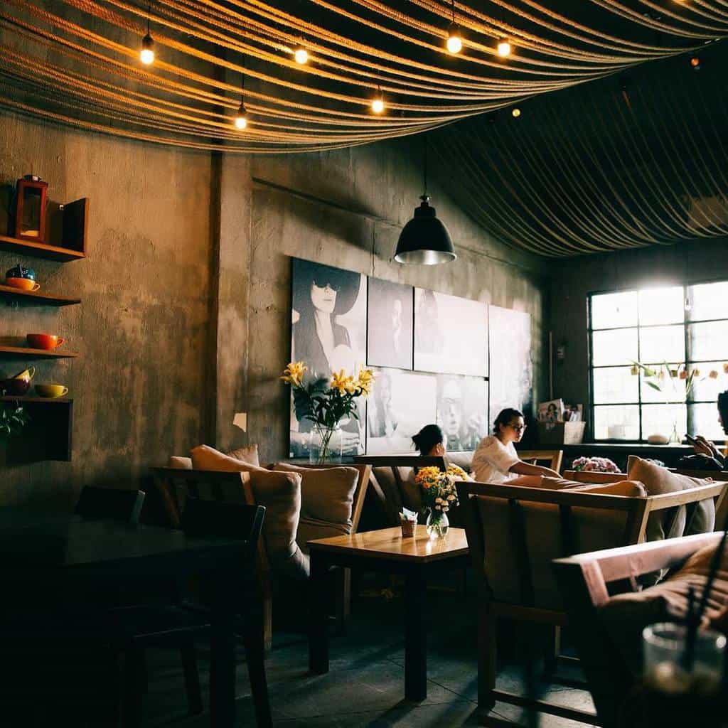 quán cà phê yên tĩnh tại sài gòn