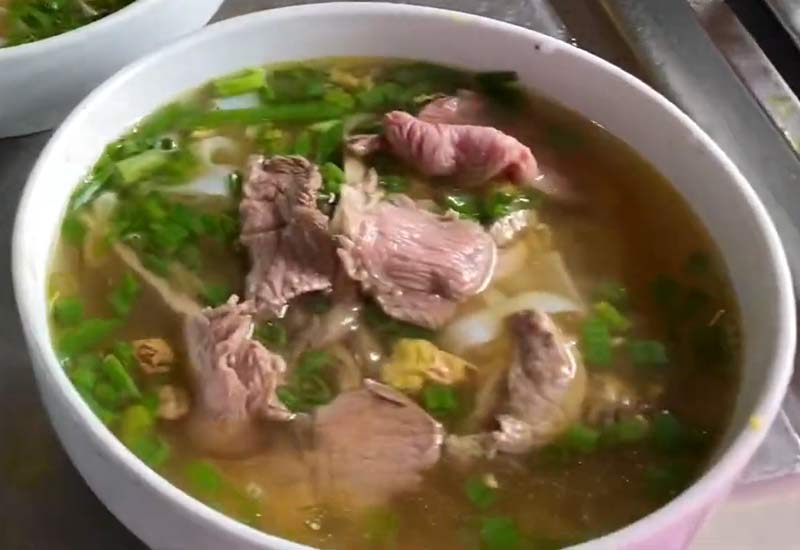 Phở Tráng Kìm - Top món ăn hấp dẫn phải thử ở Hà Giang | Phở Gà Tráng Kìm