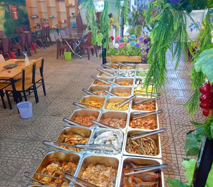 buffet hải sản làng chài