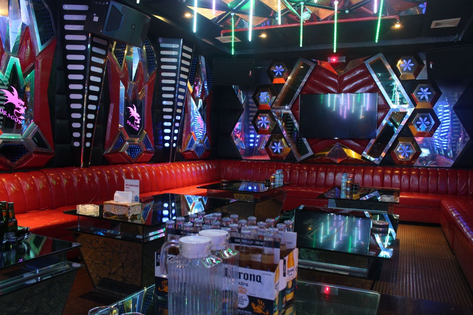 Lưu Ngay 10 Địa Điểm Karaoke 5 Sao Ở Hà Nội Cực Hot