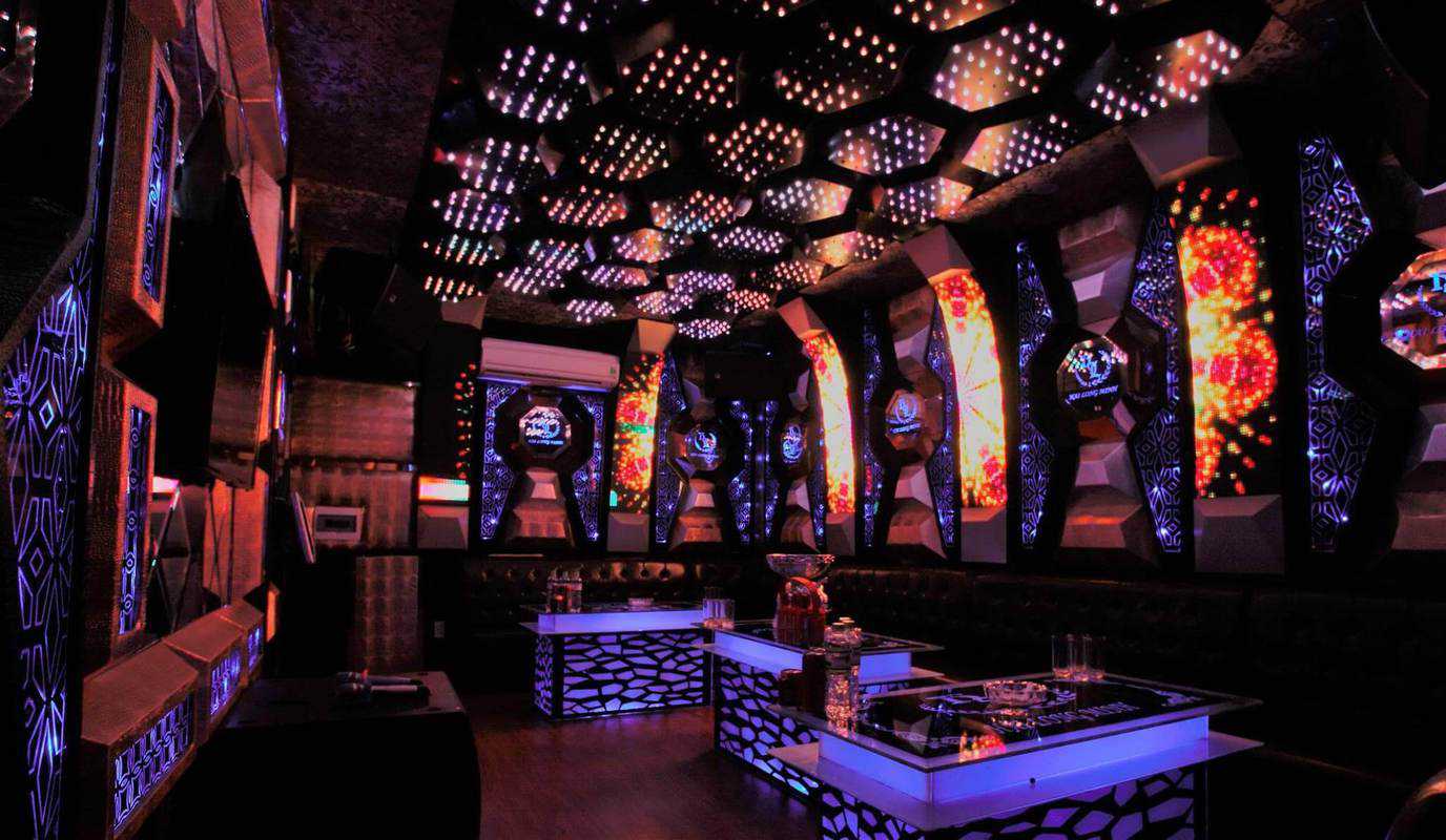 TOP 12 Quán Karaoke Đà Nẵng Cực Chất Tha Hồ "Hét Hò"